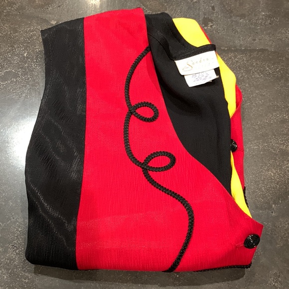 Women’s Vintage Style Formal Abstract Vest - Picture 10 of 10